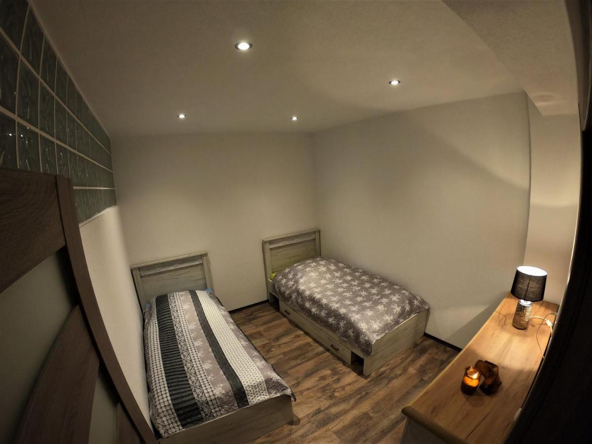 Apartman Rmntk Chopok Juh Horná Lehota Dış mekan fotoğraf